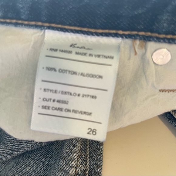 Kancan Estilo wide leg crop Distressed Hem in Light Wash Blue Size 26 crop - Picture 10 of 13